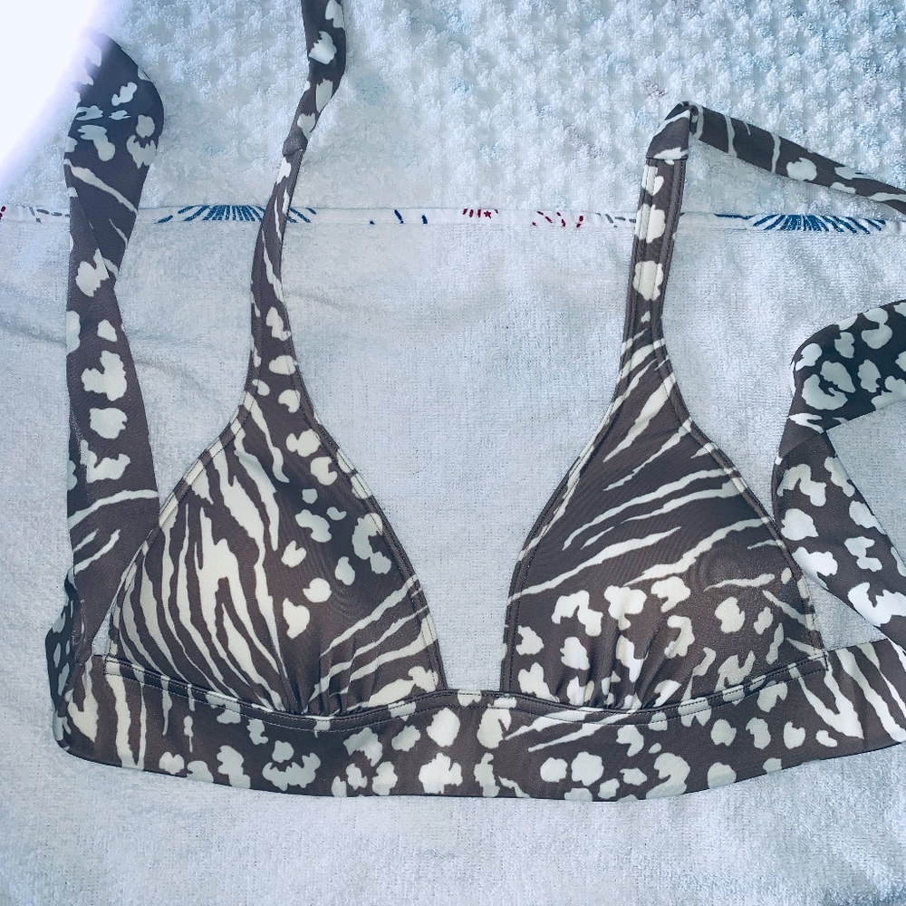 Victoria’s Secret halter push up bikini top